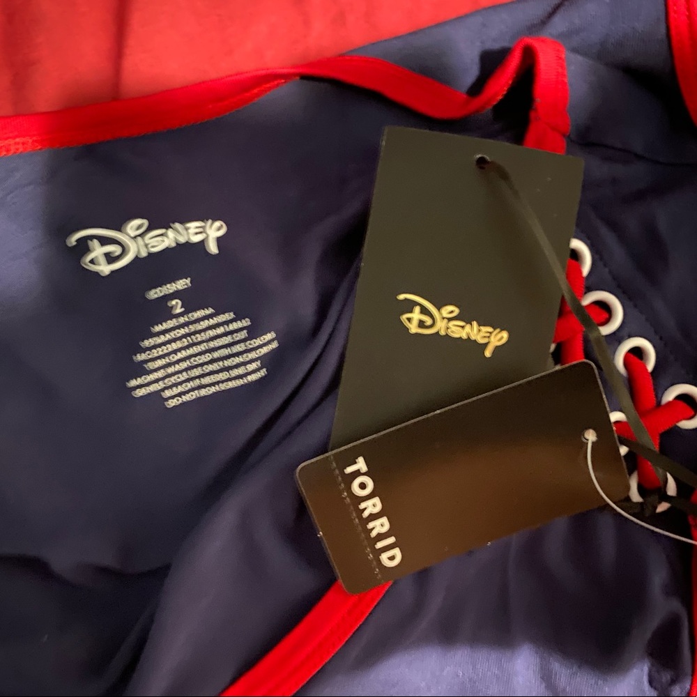 BNWT TORRID DISNEY MICKEY & FRIENDS LACE-UP TANK - Picture 10 of 10